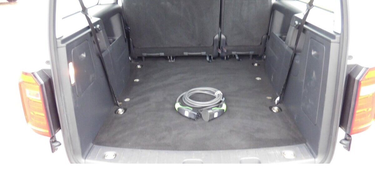 VW Caddy Maxi Abt-e Elektrik DSG 5 Sitze Navi 18.800 km 14.990 &euro; Vordorf 38533