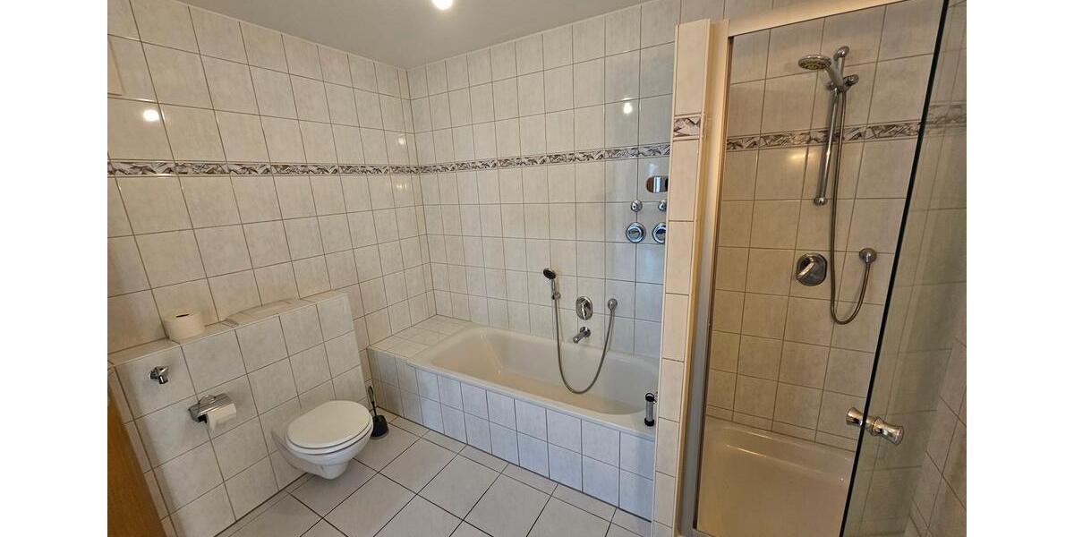 Etagenwohnung Gifhorn - 3 Zimmer, 81 m&sup2;, 880&euro; | Angebot:26340656