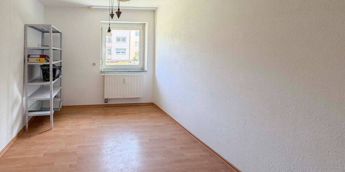 Etagenwohnung Braunschweig Weststadt - 4 Zimmer, 93 m&sup2;, 165.000&euro; | Angebot:26717655
