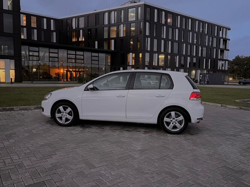 VW Golf 228.000 km 4.000 € Wolfsburg 38442