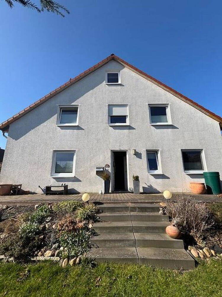 Provisionsfreie Doppelhaushälfte mit Garten und Einbauküche in Salzgitter-Üfingen