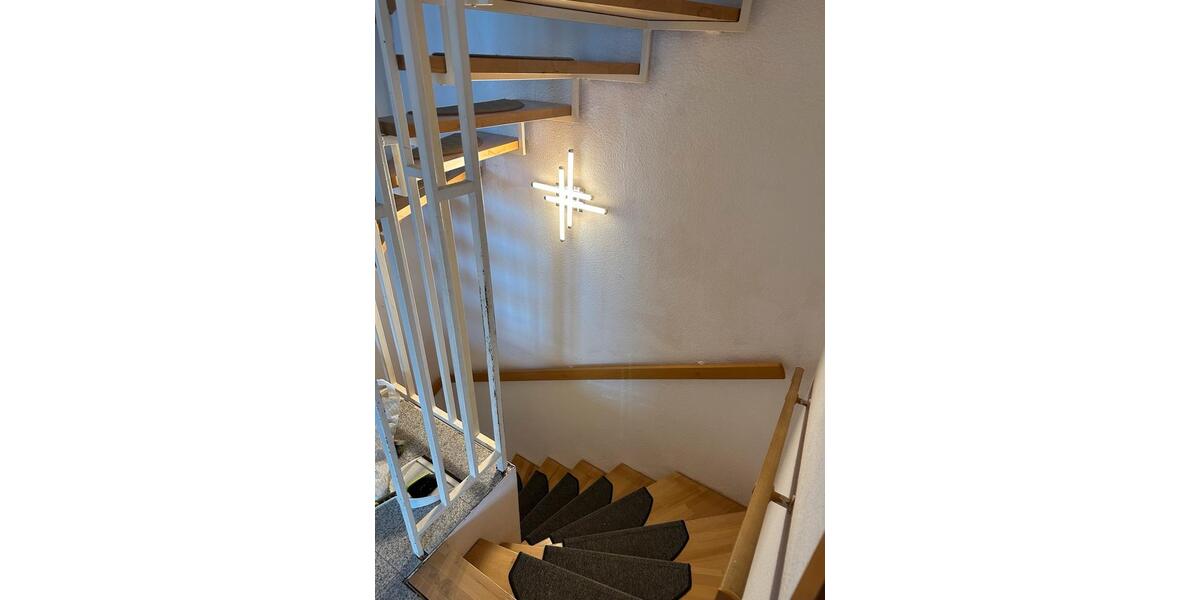 Reihenhaus Braunschweig Wabe-Schunter-Beberbach - 6 Zimmer, 131 m&sup2;, 415.000&euro; | Angebot:25405634