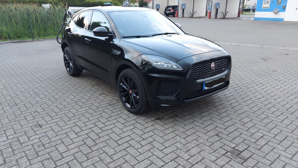 Jaguar E-Pace D150 FWD man R-Dynamic 43.320 km 21.000 &euro; Braunschweig 38100