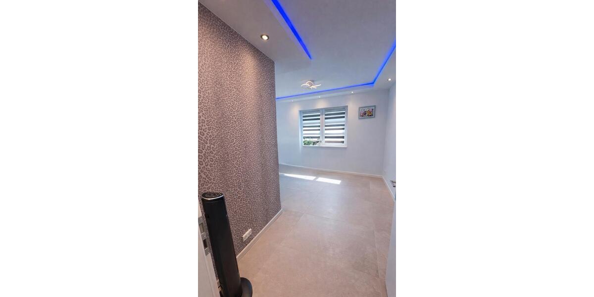 Exklusive Neubauwohnung, EBK, Terrasse, Smart Home 4 zimmer