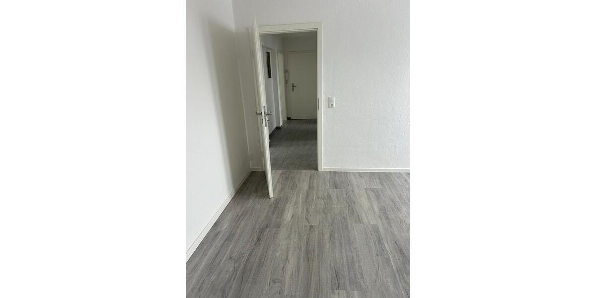 Helle 3-Zimmer-Wohnung mit Südbalkon in Braunschweig-Stöckheim 3 zimmer