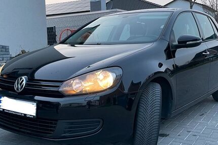VW Golf 278.000 km 4.700 &euro; Königslutter am Elm 38154