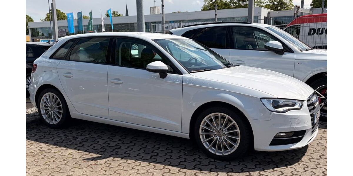 Audi A3 77.000 km 14.600 &euro; Grafhorst 38462