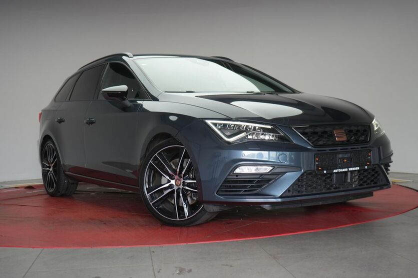 Seat Leon 130.000 km 18.990 € Braunschweig 38110