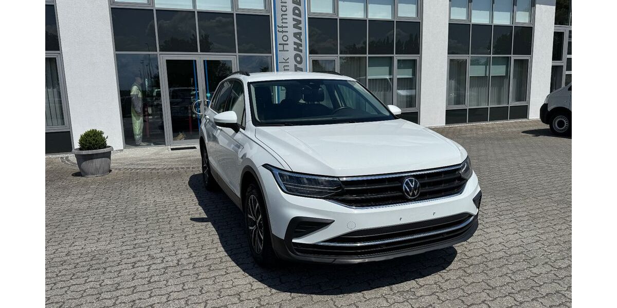 VW Tiguan 70.000 km 22.950 &euro; Wolfsburg 38444