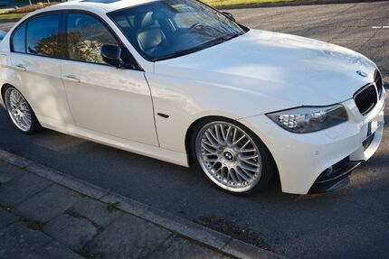 BMW 330 212.000 km 15.900 &euro; Wolfsburg 38448