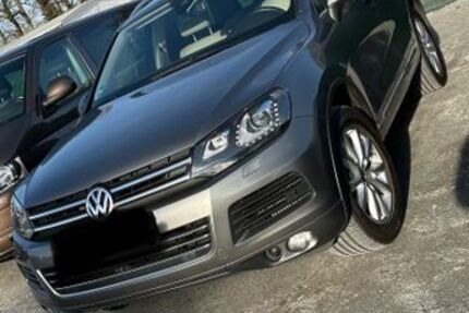 VW Touareg 274.461 km 12.400 &euro; Braunschweig 38114