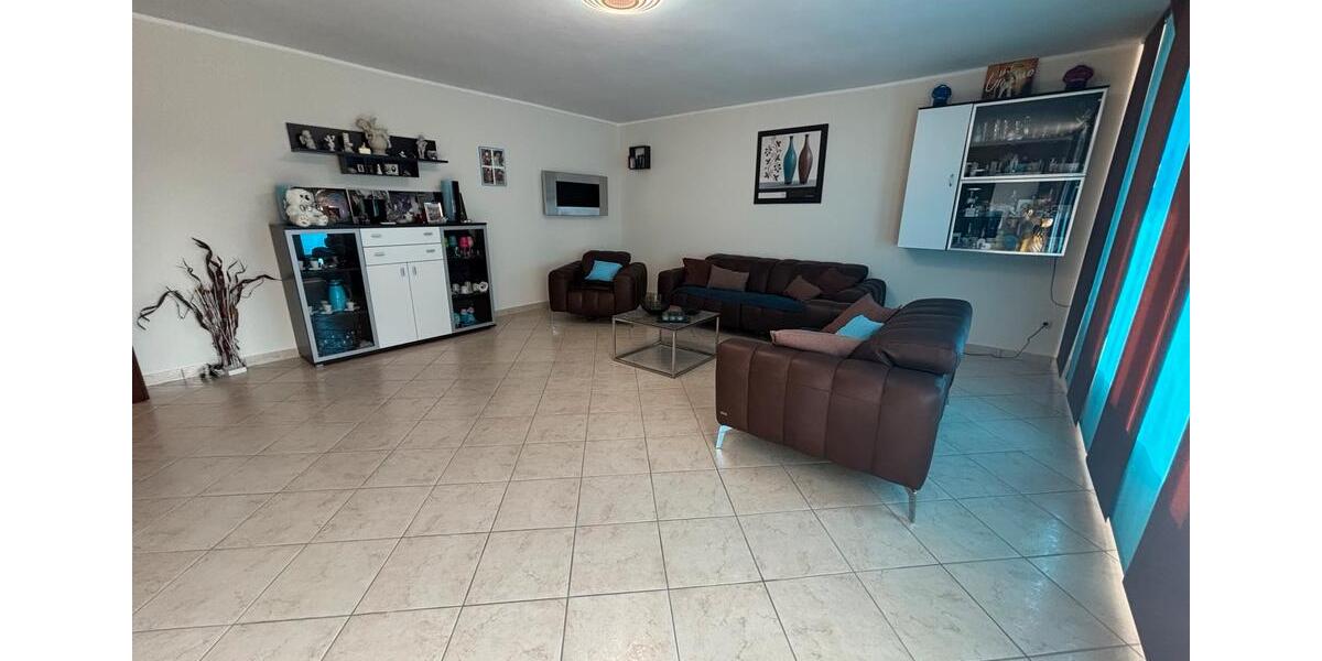 Etagenwohnung Wolfsburg Alt-Wolfsburg - 6 Zimmer, 200 m&sup2;, 369.000&euro; | Angebot:27262798