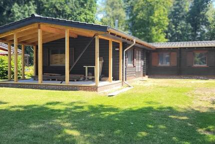 Blockhaus-Bungalow am Tankumsee zu verkaufen! 4 zimmer