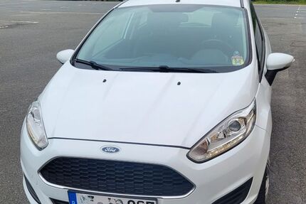Ford Fiesta 124.000 km 5.500 &euro; Helmstedt 38350