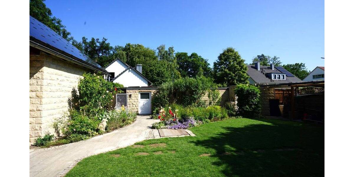 Energetisch saniertes Anwesen in einmaliger Waldrandlage 9 zimmer