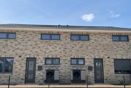 Haus Jembke - 5 Zimmer, 120 m&sup2;, 1.600&euro; | Angebot:26340835