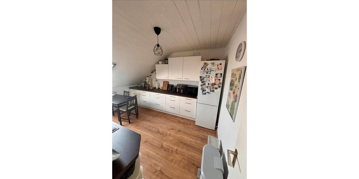 Dachgeschoßwohnung Lehre - 2 Zimmer, 75 m&sup2;, 640&euro; | Angebot:26448372