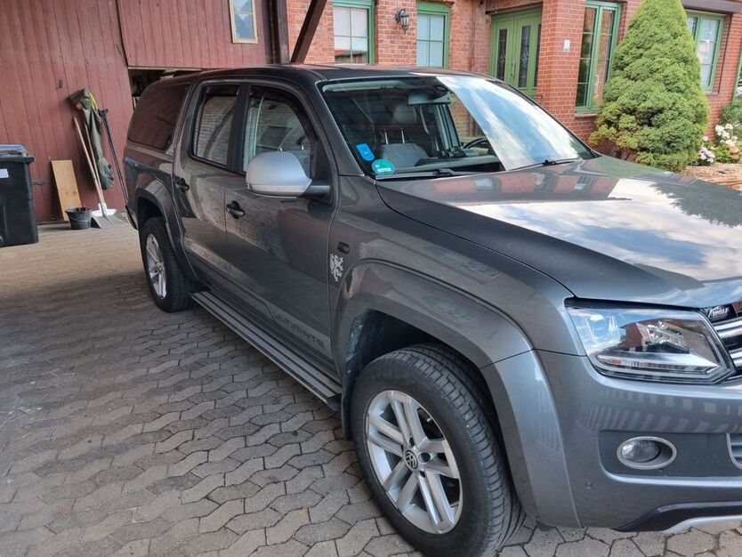 VW Amarok 160.000 km 24.800 € Wendeburg 38176