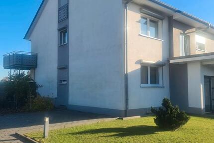 Wohnung Rühen - 2 Zimmer, 78 m&sup2;, 700&euro; | Angebot:26226922