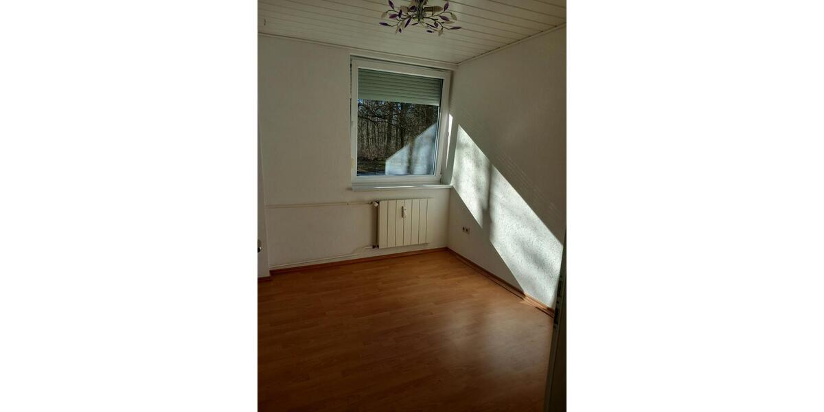 Erdgeschoßwohnung Wolfsburg Detmerode - 4 Zimmer, 70 m&sup2;, 175.000&euro; | Angebot:26144020
