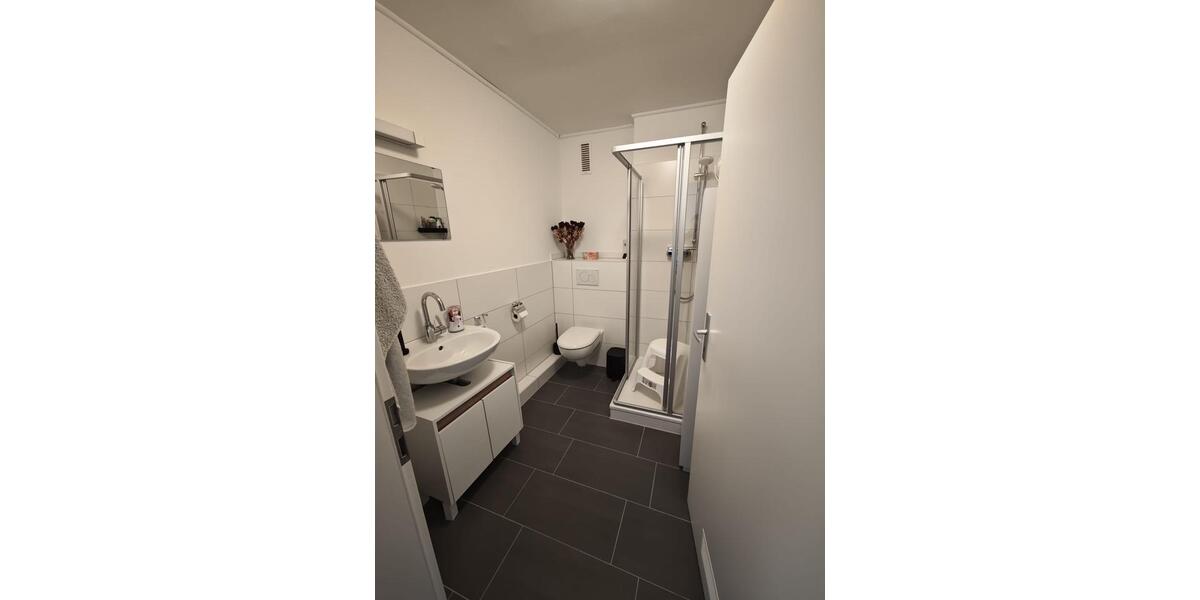 Etagenwohnung Wolfsburg Detmerode - 4 Zimmer, 125 m&sup2;, 1.200&euro; | Angebot:26225369