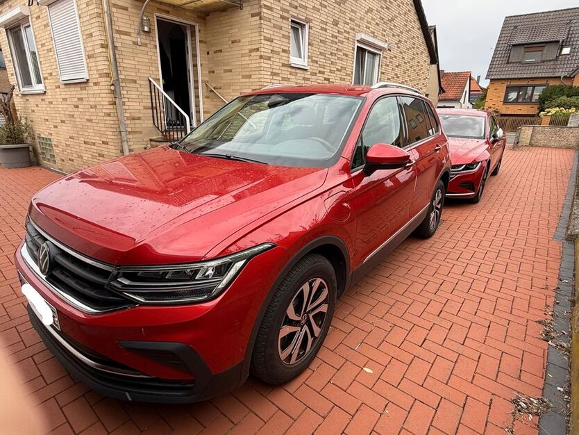 VW Tiguan 22.700 km 28.799 € Tappenbeck 38479