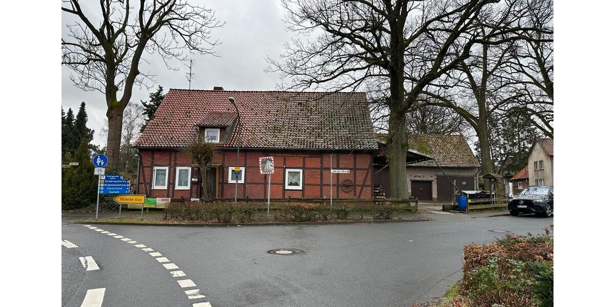 Einfamilienhaus Meinersen - 8 Zimmer, 250 m&sup2;, 109.000&euro; | Angebot:25045638