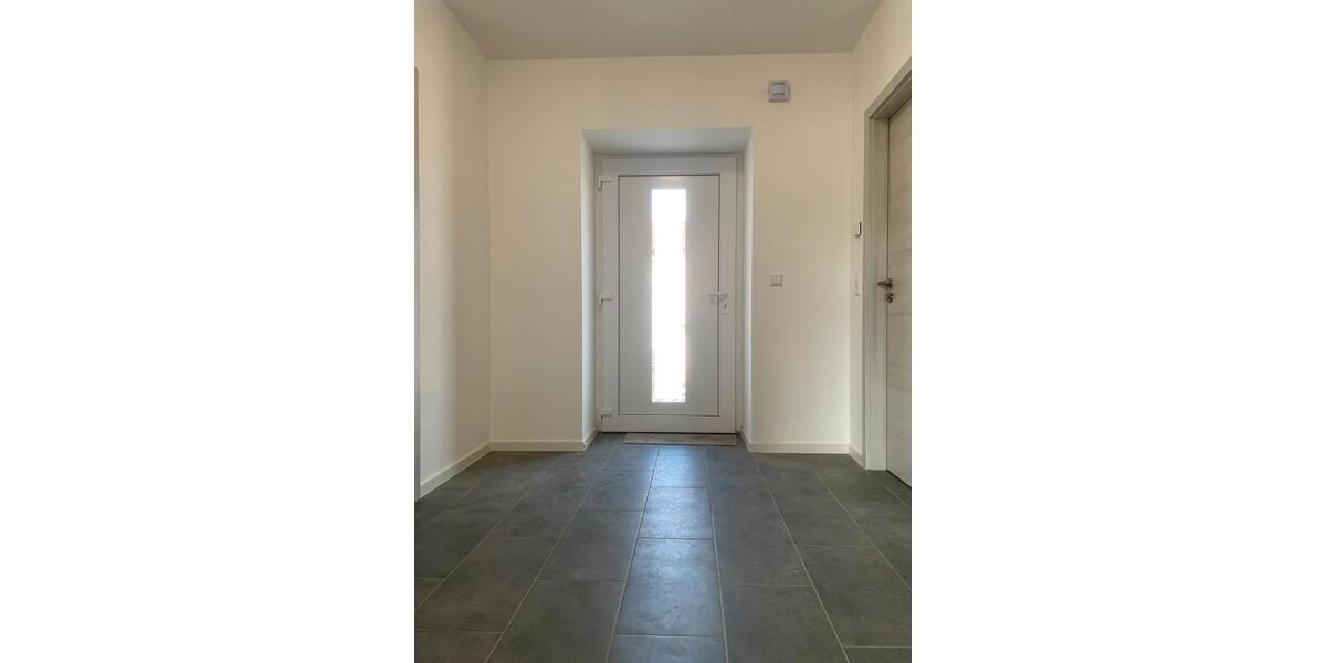 Etagenwohnung Oebisfelde-Weferlingen Weferlingen - 2 Zimmer, 93 m&sup2;, 770&euro; | Angebot:26633188
