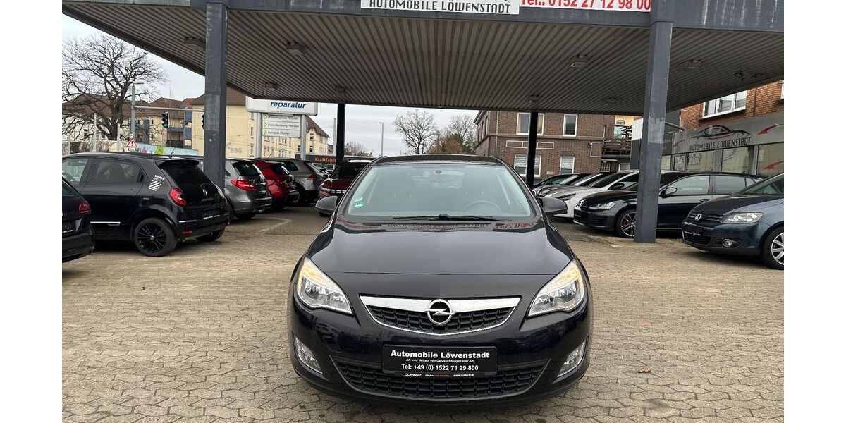 Opel Astra 104.000 km 6.100 € Braunschweig 38114