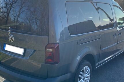 VW Caddy Maxi 177.000 km 17.690 &euro; Lehre 38165