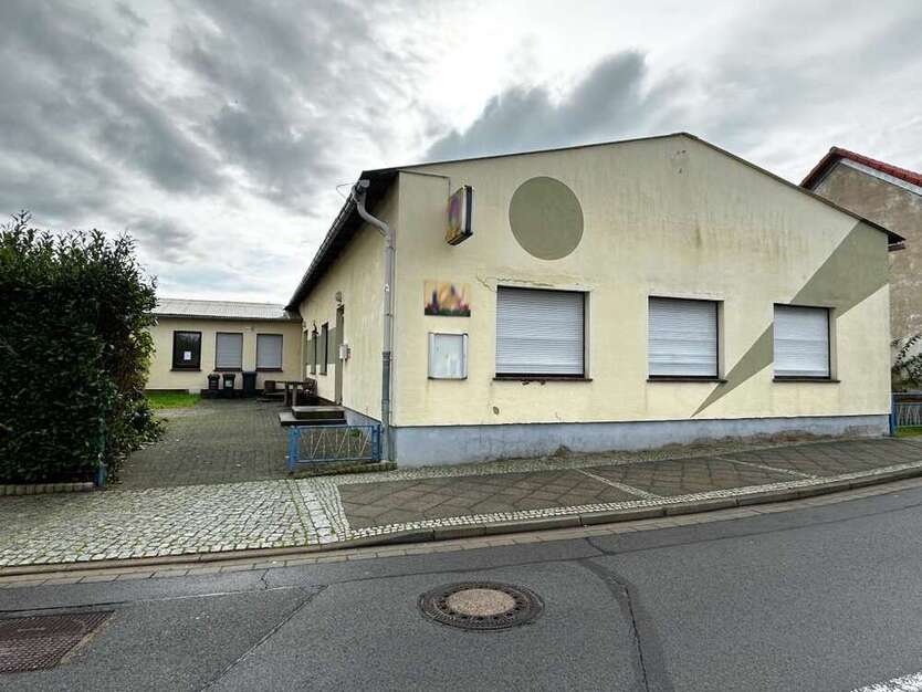Büro in Klötze 1.000 € 240 m²