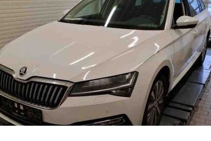 Skoda Superb 51.024 km 27.990 € Wolfsburg 38440