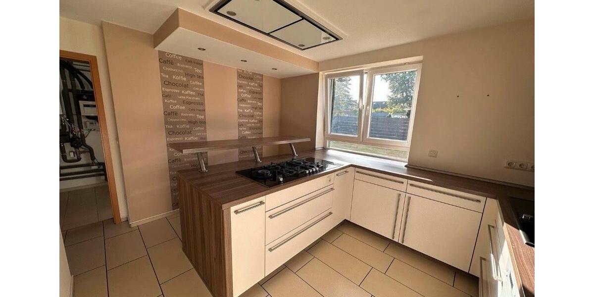 Einfamilienhaus Isenbüttel - 7 Zimmer, 195 m&sup2;, 350.000&euro; | Angebot:26038933