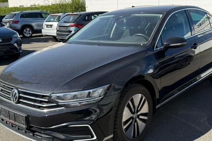 VW Passat 58.189 km 18.990 &euro; Braunschweig 38122