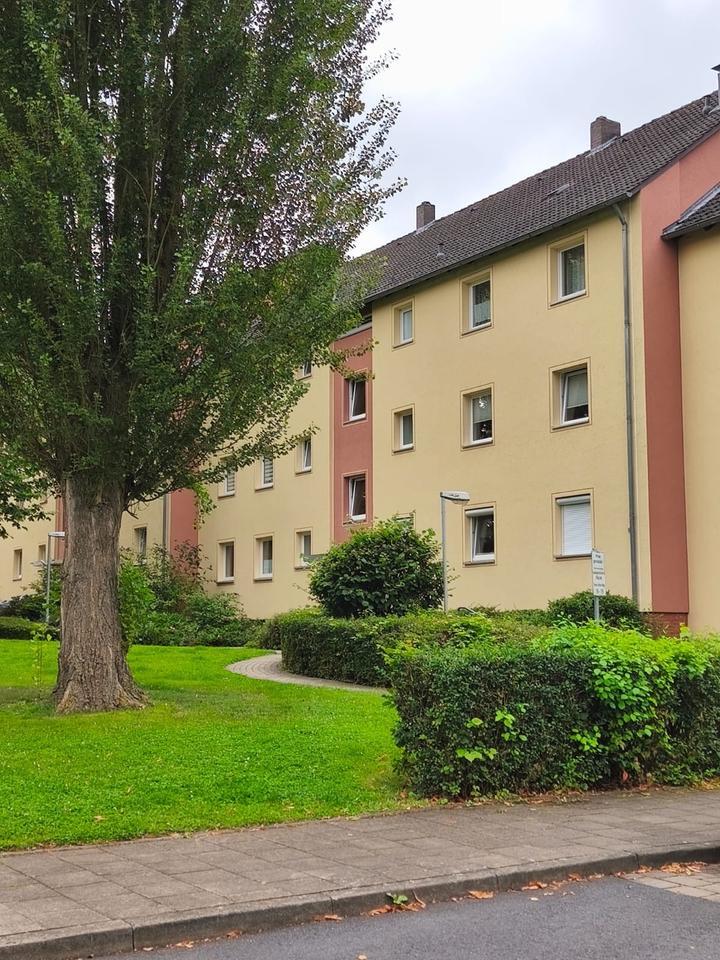 Moderne 4-Zimmer-Eigentumswohnung mit Balkon in grüner Lage