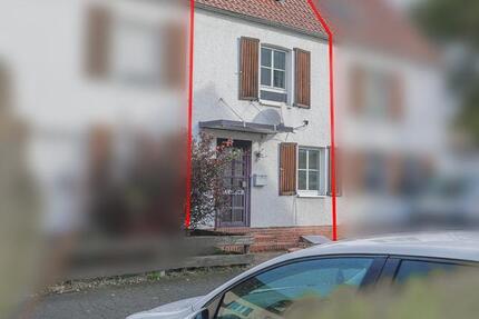 S C H I L L E R T E I C H: REIHENMITTELHAUS FÜR KLEINE FAMILIEN 5 zimmer