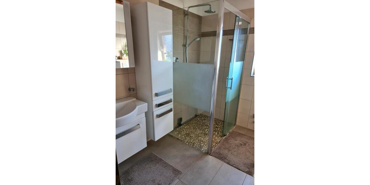 Etagenwohnung Königslutter am Elm - 4.5 Zimmer, 105 m&sup2;, 850&euro; | Angebot:26062850