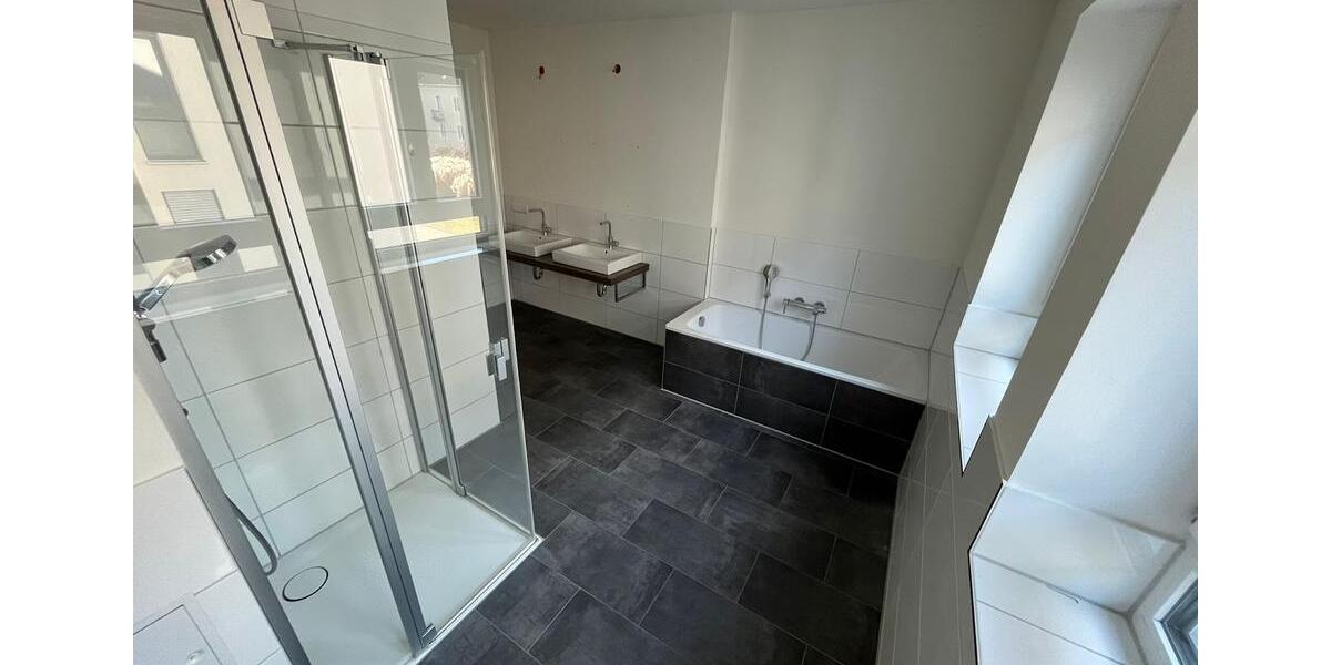 Etagenwohnung Wolfsburg - 4 Zimmer, 123 m&sup2;, 1.541&euro; | Angebot:26441394