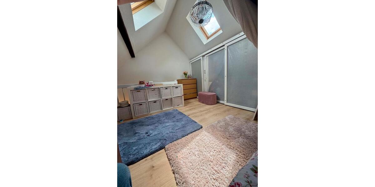 Dachgeschoßwohnung Braunschweig Wabe-Schunter-Beberbach - 3 Zimmer, 82 m&sup2;, 1.050&euro; | Angebot:26704198