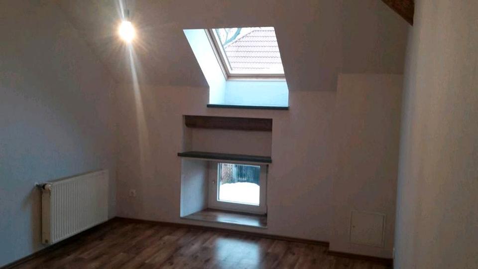 Dachgeschoßwohnung Oebisfelde-Weferlingen Weferlingen - 2 Zimmer, 100 m&sup2;, 700&euro; | Angebot:26579667