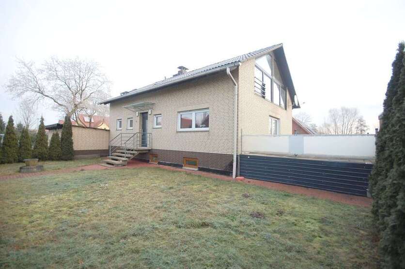 Haus zum Kaufen in Rolfsbüttel 430.000 € 150 m²