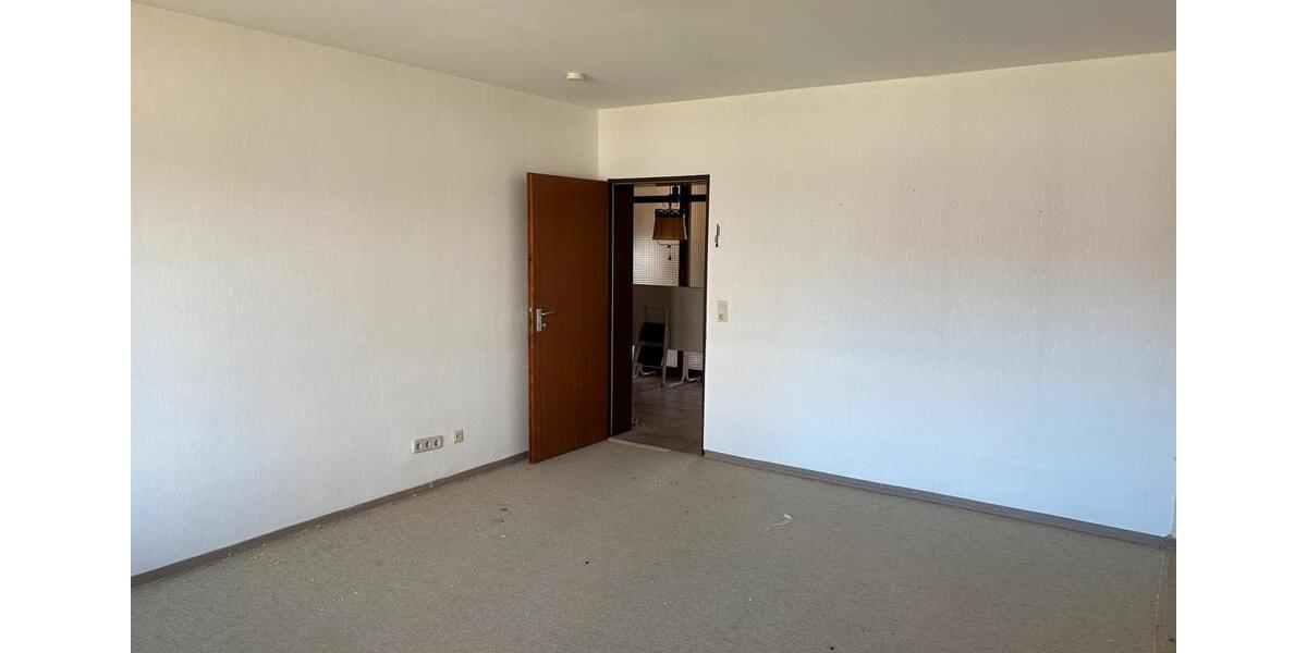 Erdgeschoßwohnung Braunschweig Nordstadt - 3 Zimmer, 74 m&sup2;, 175.000&euro; | Angebot:26145356