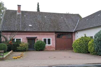 Haus Schwülper - 6 Zimmer, 240 m&sup2;, 259.000&euro; | Angebot:26836688
