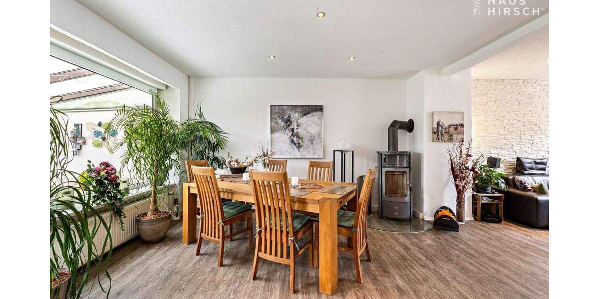 Doppelhaushälfte mit schönem Garten für Stadtmenschen 5 zimmer