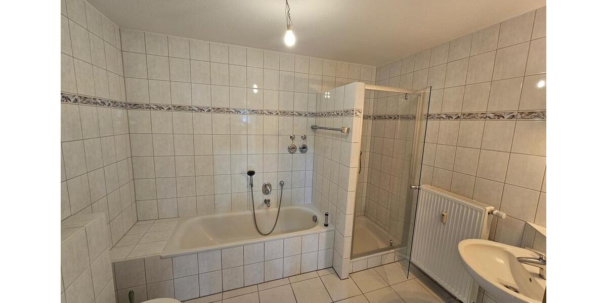 Etagenwohnung Gifhorn - 3 Zimmer, 81 m&sup2;, 880&euro; | Angebot:26340656