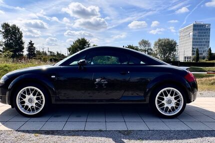 Audi TT 118.750 km 16.500 € Wolfsburg 38446