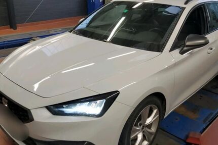 Seat Leon 137.134 km 17.900 &euro; Braunschweig 38122