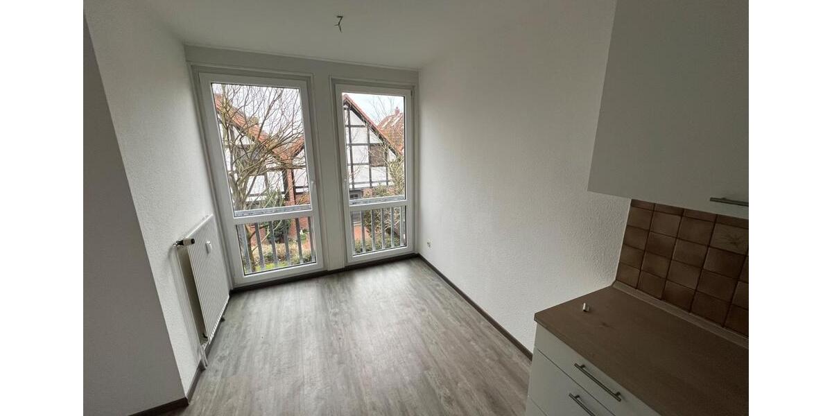 Etagenwohnung Wolfsburg Detmerode - 3 Zimmer, 79 m&sup2;, 160.000&euro; | Angebot:27197604