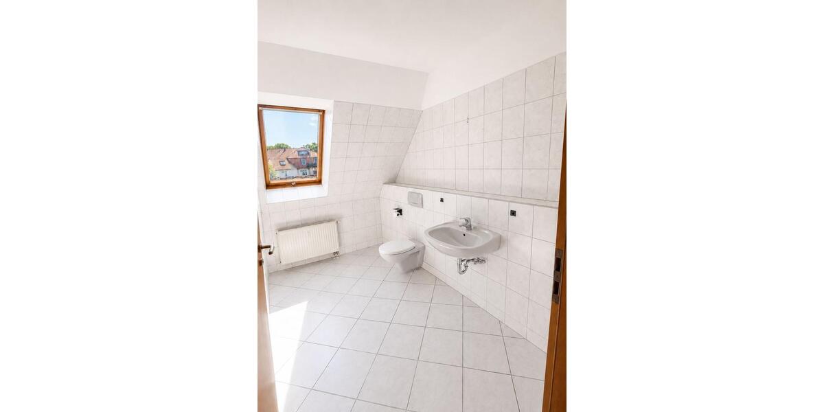 Etagenwohnung Grasleben - 5 Zimmer, 132 m&sup2;, 850&euro; | Angebot:27597777