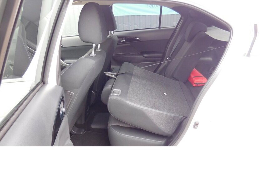 Eclipse Cross PLUG-IN Benzin/Elektro HYBRID Navi